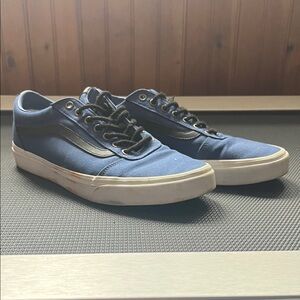 Vans Men's Navy Canvas Sneakers